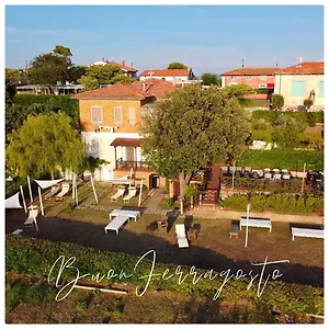 Il Piccolo Paradiso 3*, Castellaccia Italien